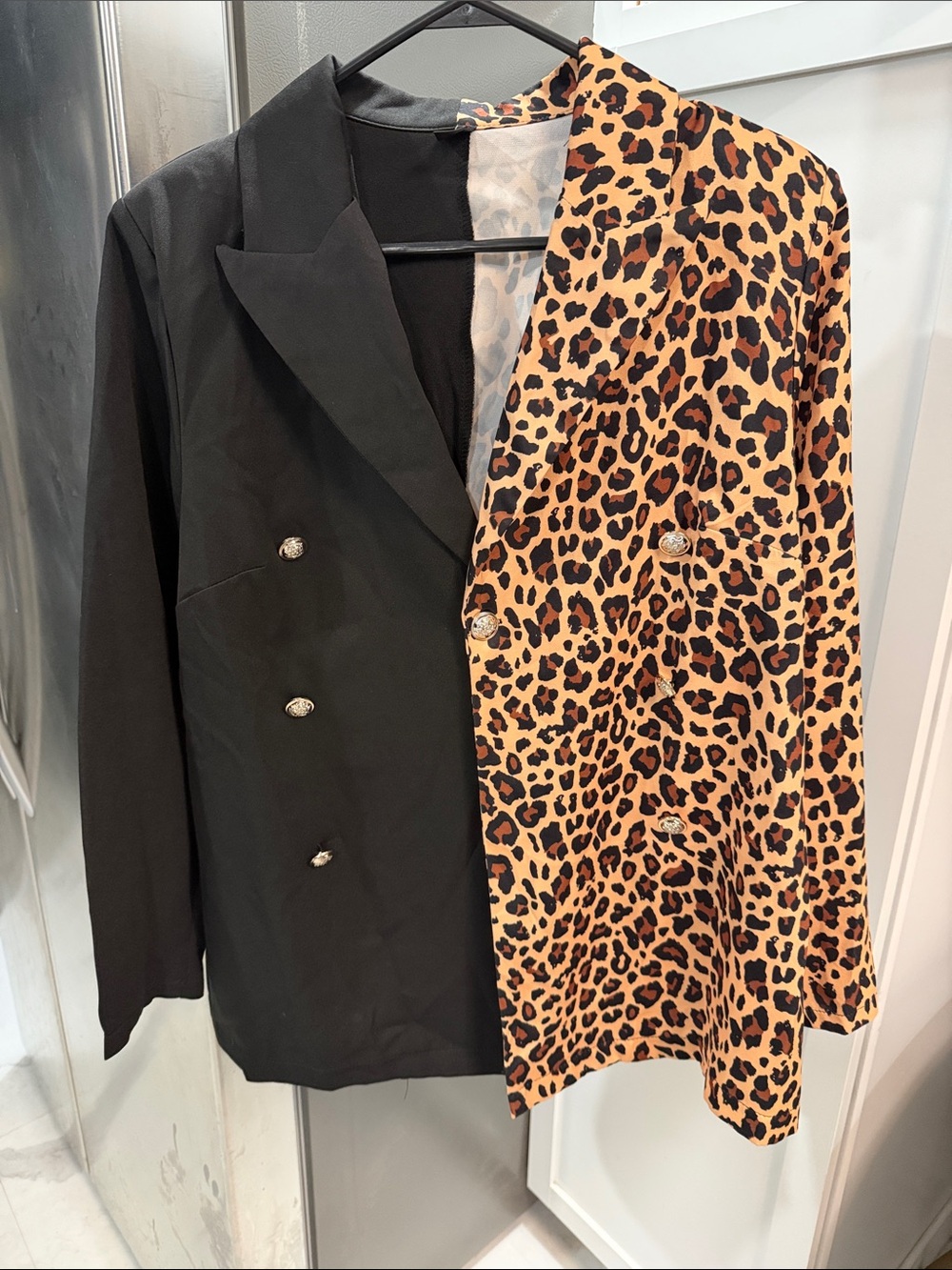 SHEIN Two-Tone Leopard Print Double-Breasted Blazer - Black & Tan